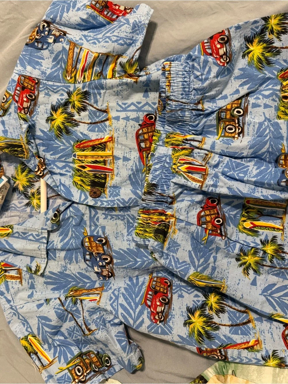 RjC Hawaiian sets- 3 total (3T,4T, and 5T)